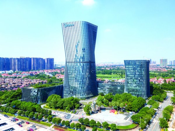 低息配资开户 首设合规出海主题和跨境电商AI专区 2025广州跨交会参展平台数量再创新高